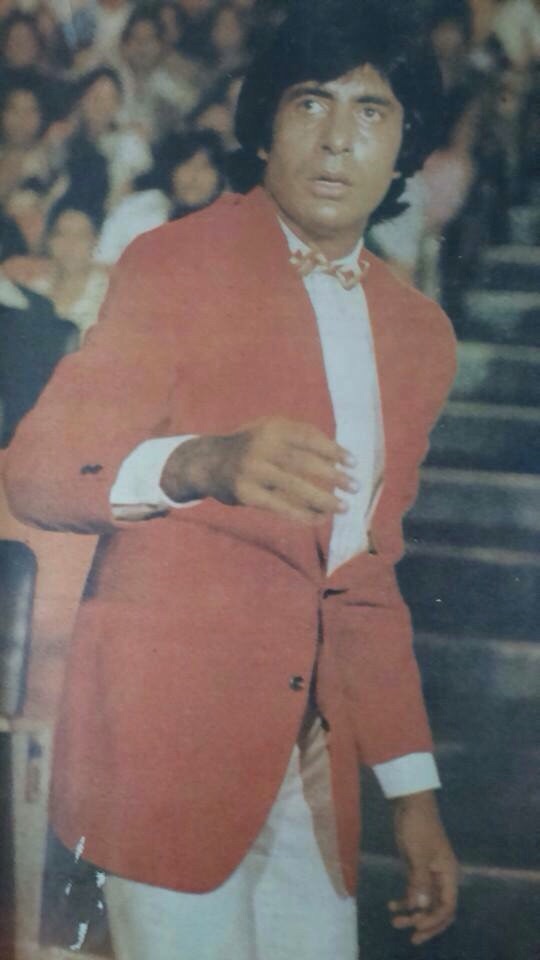 Amitabh Bachchan image number 113