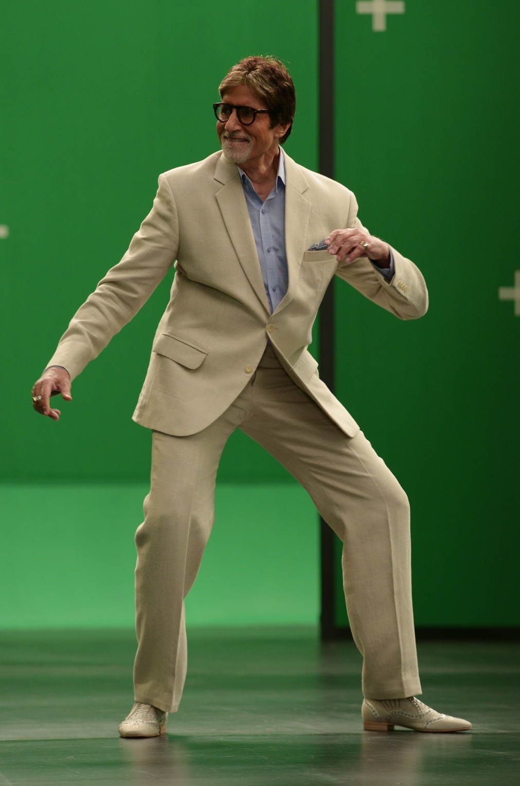 Amitabh Bachchan image number 118