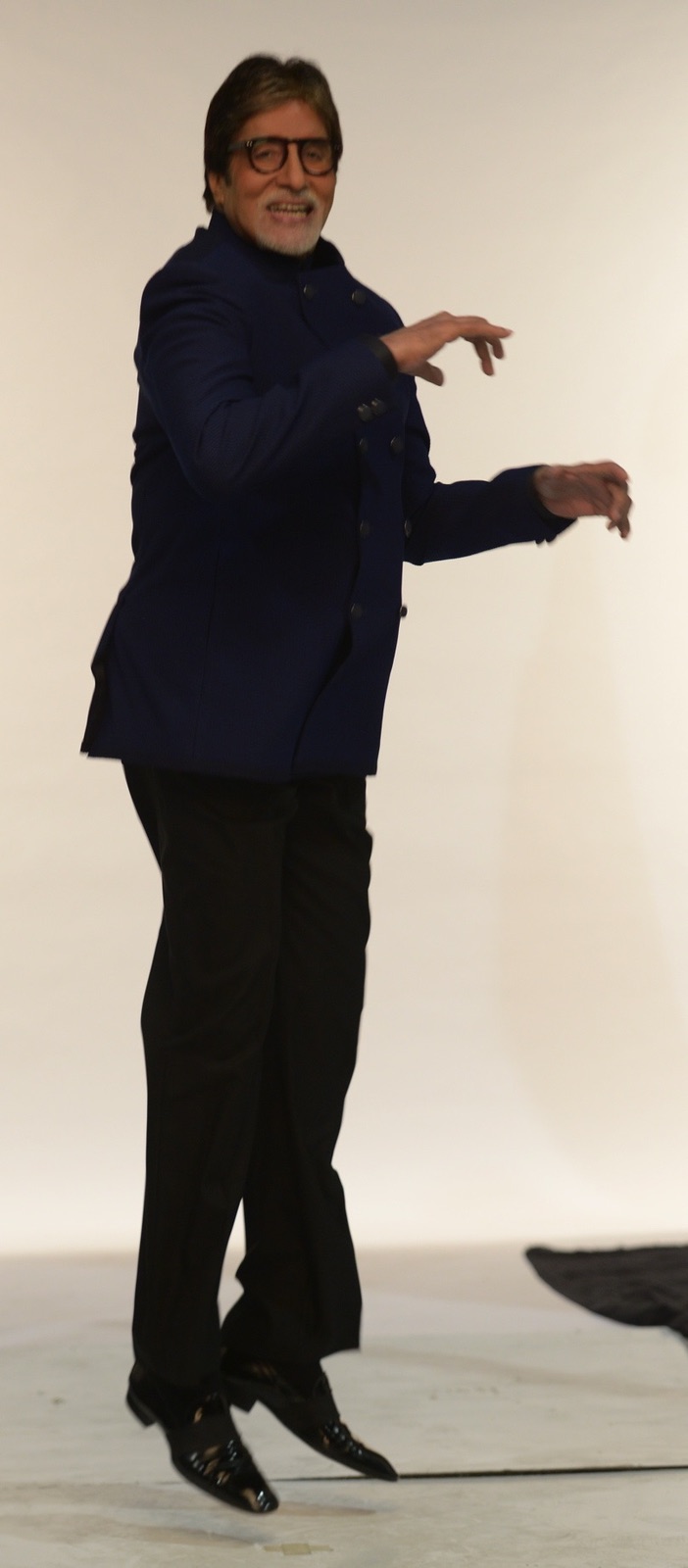 Amitabh Bachchan image number 121