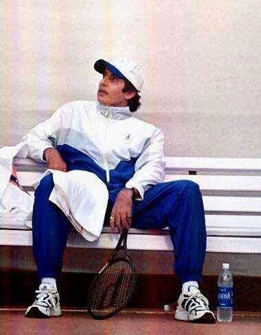 Amitabh Bachchan image number 152