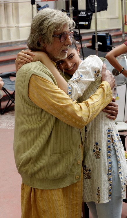 Amitabh Bachchan image number 183