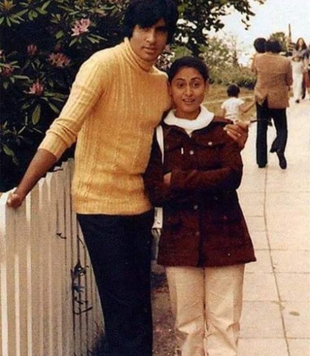 Amitabh Bachchan image number 201