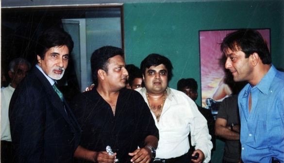 Amitabh Bachchan image number 205