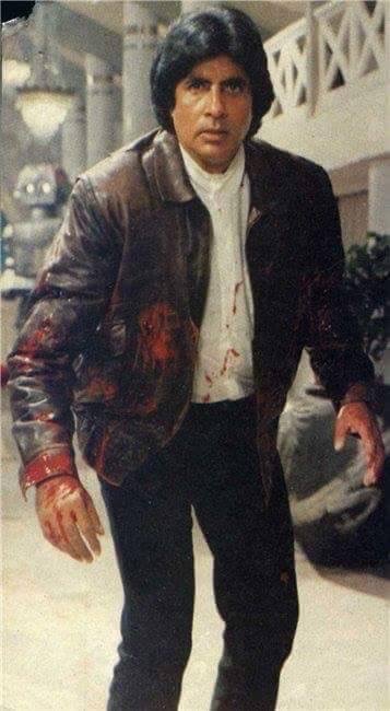 Amitabh Bachchan image number 231