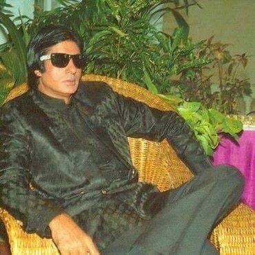 Amitabh Bachchan image number 292
