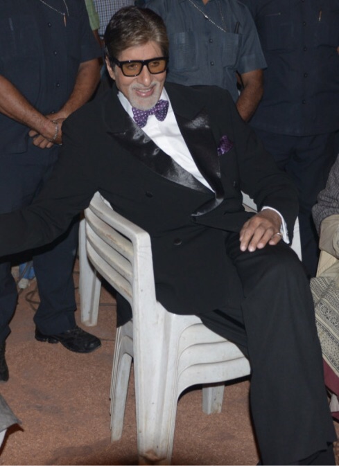Amitabh Bachchan image number 305