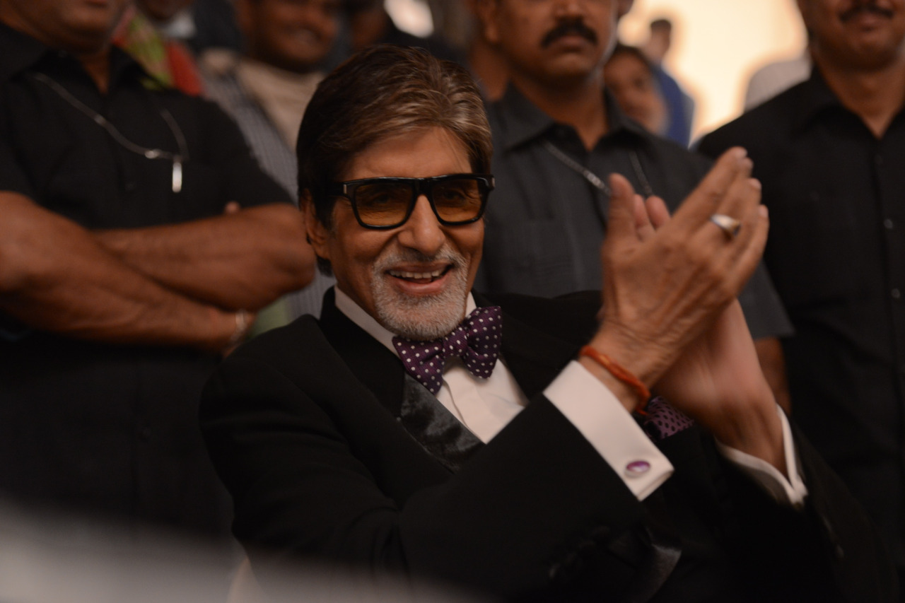 Amitabh Bachchan image number 306