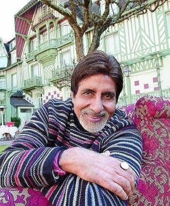 Amitabh Bachchan image number 49