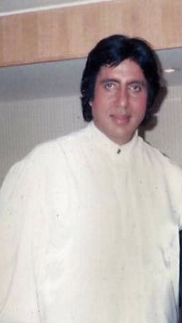 Amitabh Bachchan image number 58