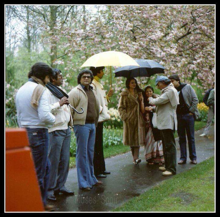 Amitabh Bachchan image number 97